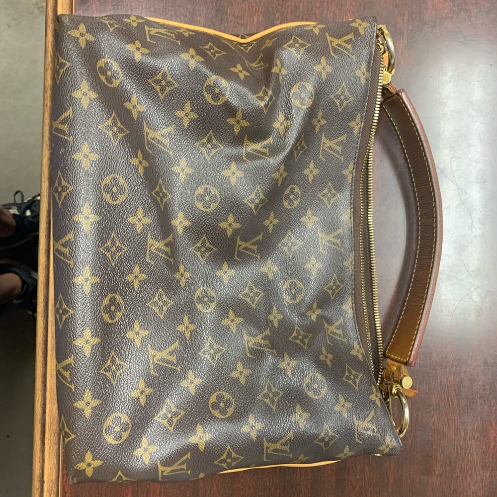 LOUIS VUITTON Monogram Canvas Sully PM Bag